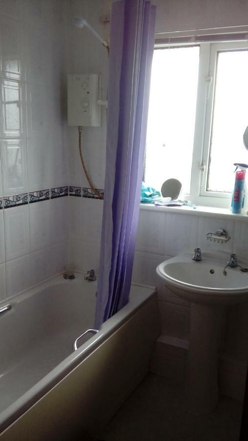 Hotel Lavender House à Bridgend  Extérieur photo